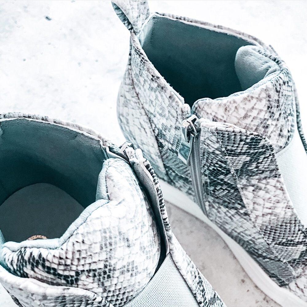 Snake Print Wedge Platform Sneakers - Picture 6 of 8